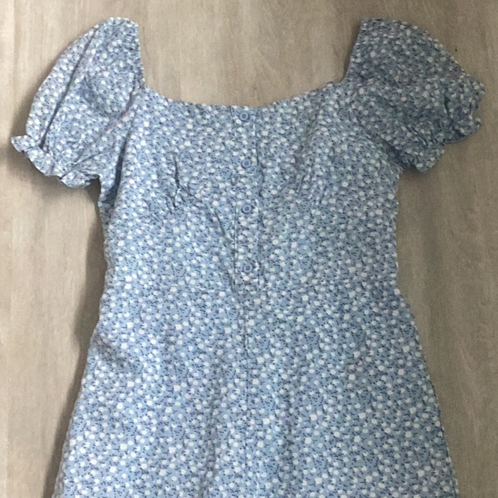 Romper - Picture 3 of 4